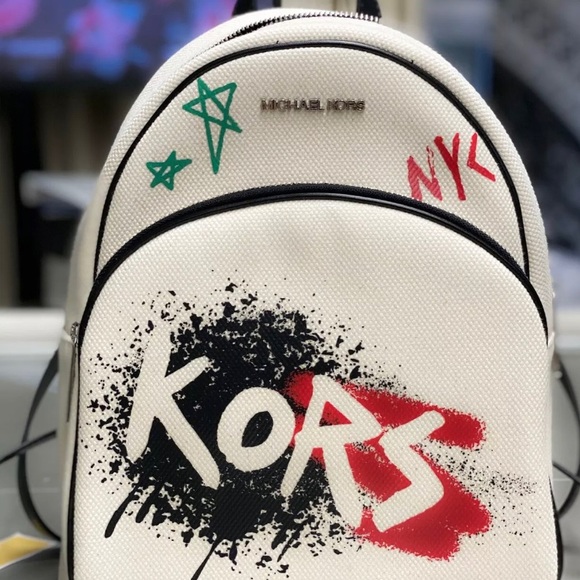 🎀 Unique Michael Kors backpack medium NWT $398 - Picture 9 of 10